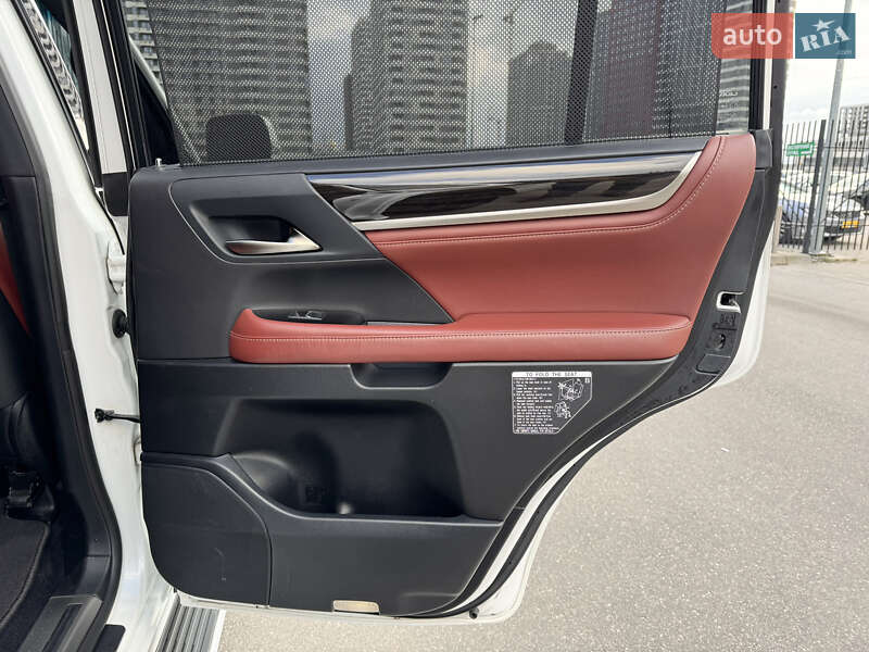 Внедорожник / Кроссовер Lexus LX 2016 в Киеве фото 56 Внедорожник / Кроссовер Lexus LX 2016 в Киеве