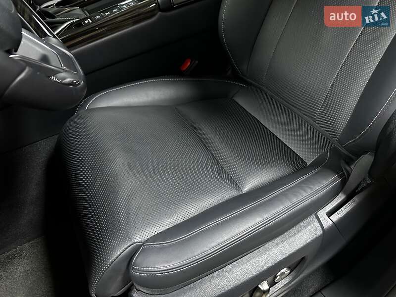 Позашляховик / Кросовер Lexus LX 2022 в Києві