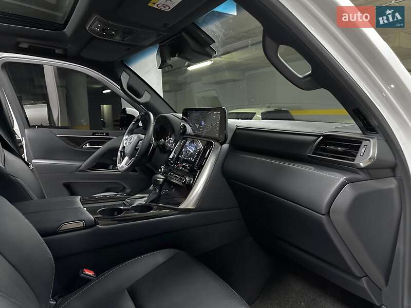 Позашляховик / Кросовер Lexus LX 2022 в Києві