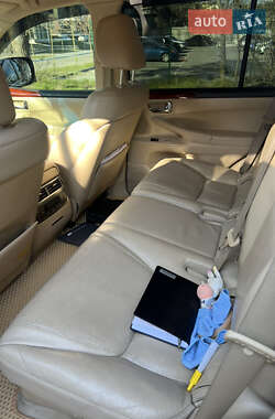 Позашляховик / Кросовер Lexus LX 2008 в 