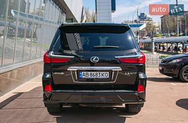 Внедорожник / Кроссовер Lexus LX 2019 в 