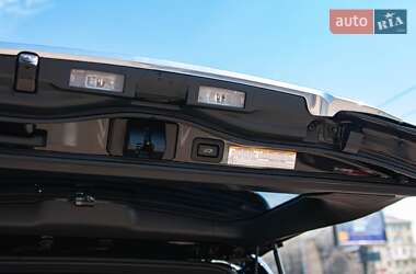 Внедорожник / Кроссовер Lexus LX 2019 в 