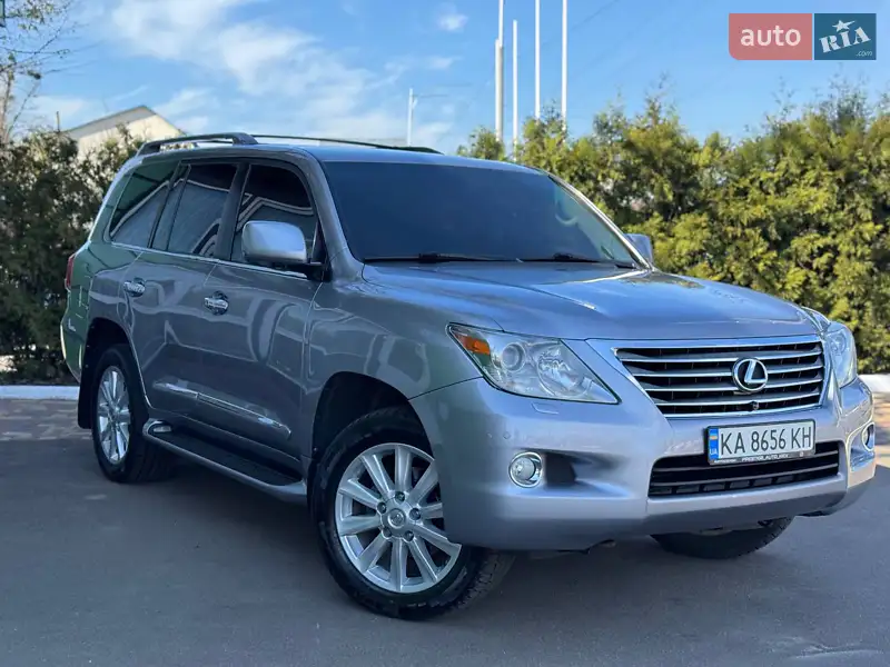 Внедорожник / Кроссовер Lexus LX 2008 в 