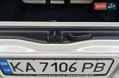 Внедорожник / Кроссовер Lexus LX 2017 в 