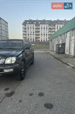 Позашляховик / Кросовер Lexus LX 2006 в 