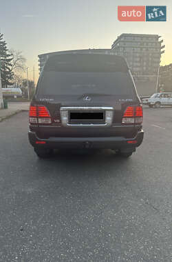 Позашляховик / Кросовер Lexus LX 2006 в 