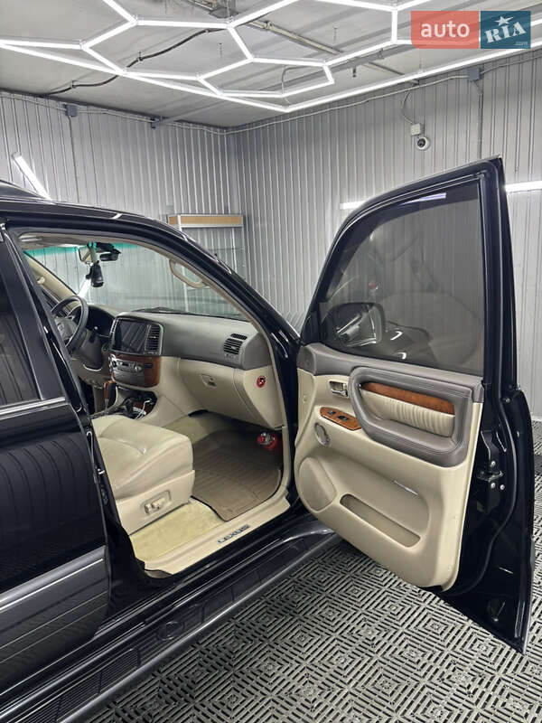 Внедорожник / Кроссовер Lexus LX 2007 в Киеве