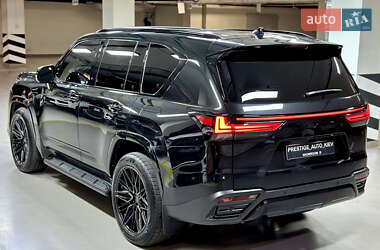 Позашляховик / Кросовер Lexus LX 2022 в 