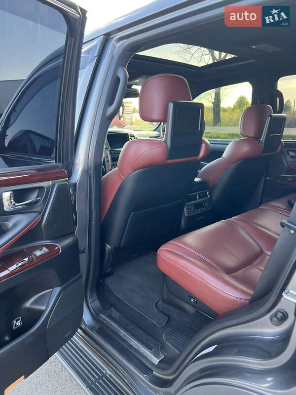 Позашляховик / Кросовер Lexus LX 2014 в Луцьку