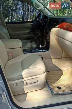 Позашляховик / Кросовер Lexus LX 2008 в 