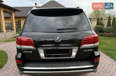 Внедорожник / Кроссовер Lexus LX 2014 в 