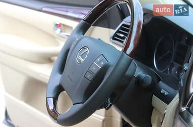 Внедорожник / Кроссовер Lexus LX 2010 в 