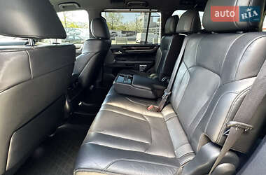 Внедорожник / Кроссовер Lexus LX 2017 в 