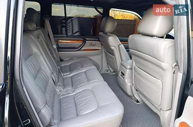 Внедорожник / Кроссовер Lexus LX 2005 в 