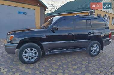 Внедорожник / Кроссовер Lexus LX 2005 в 