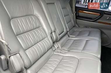 Позашляховик / Кросовер Lexus LX 2007 в 