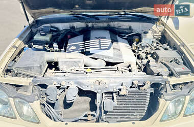 Внедорожник / Кроссовер Lexus LX 2007 в 