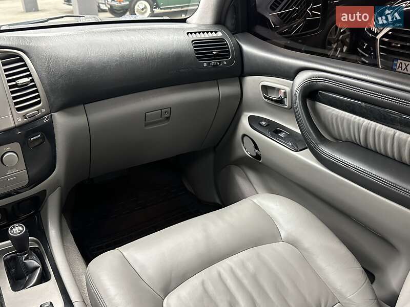 Позашляховик / Кросовер Lexus LX 2007 в Харкові