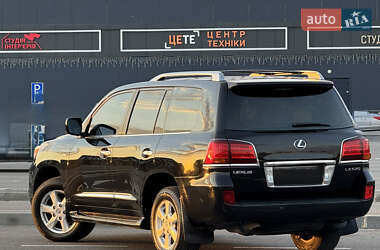 Внедорожник / Кроссовер Lexus LX 2009 в 