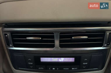 Внедорожник / Кроссовер Lexus LX 2009 в 