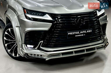 Позашляховик / Кросовер Lexus LX 2022 в 