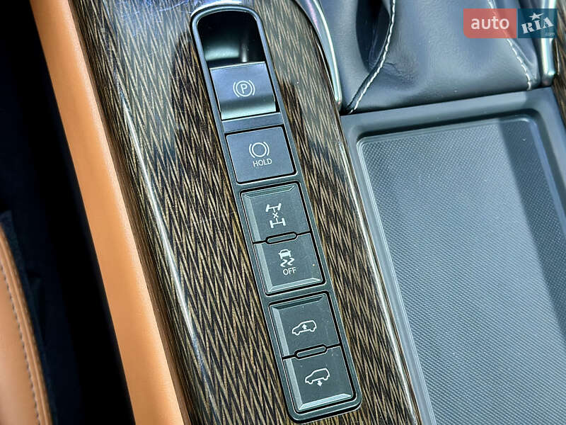 Позашляховик / Кросовер Lexus LX 2022 в Києві