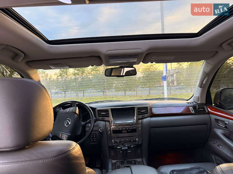 Внедорожник / Кроссовер Lexus LX 2008 в Харькове
