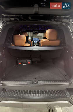 Внедорожник / Кроссовер Lexus LX 2022 в 