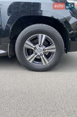 Внедорожник / Кроссовер Lexus LX 2008 в 