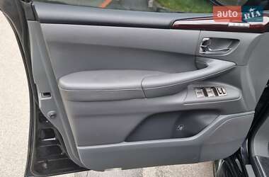 Внедорожник / Кроссовер Lexus LX 2010 в 