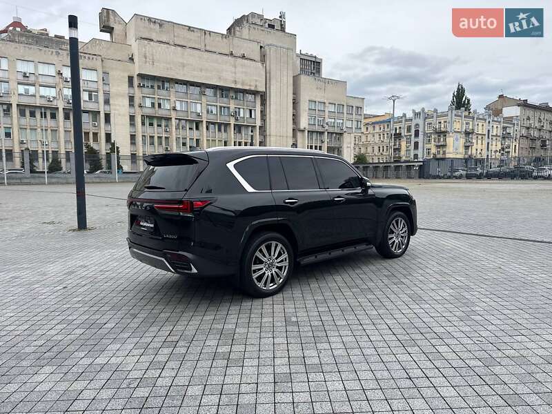 Позашляховик / Кросовер Lexus LX 2022 в Києві