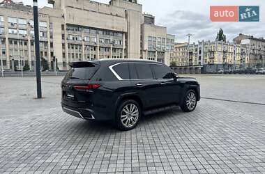 Позашляховик / Кросовер Lexus LX 2022 в 