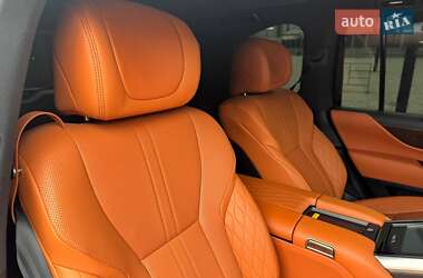 Позашляховик / Кросовер Lexus LX 2022 в 