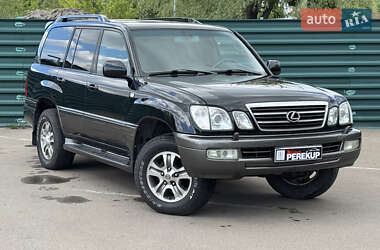 Позашляховик / Кросовер Lexus LX 2004 в 
