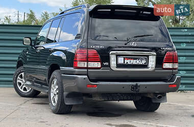 Позашляховик / Кросовер Lexus LX 2004 в 