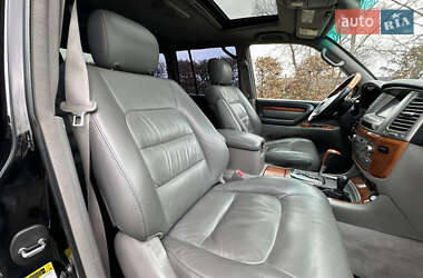 Позашляховик / Кросовер Lexus LX 2004 в 
