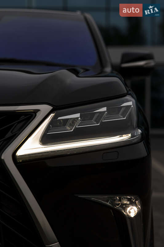 Позашляховик / Кросовер Lexus LX 2019 в Дніпрі фото 6 Позашляховик / Кросовер Lexus LX 2019 в Дніпрі
