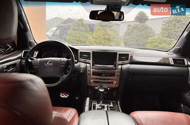 Внедорожник / Кроссовер Lexus LX 2015 в 