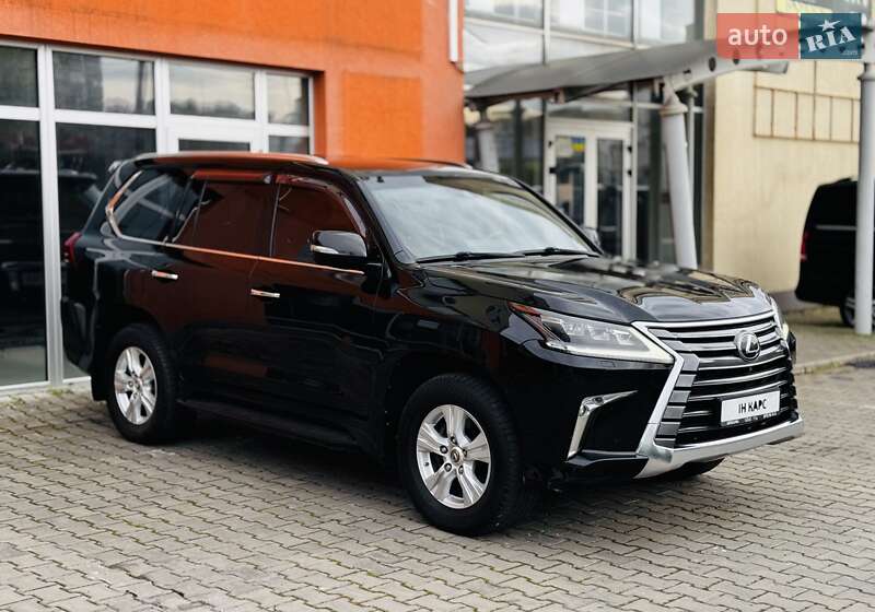 Внедорожник / Кроссовер Lexus LX 2016 в Одессе