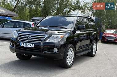 Позашляховик / Кросовер Lexus LX 2009 в 
