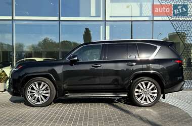 Внедорожник / Кроссовер Lexus LX 2021 в 