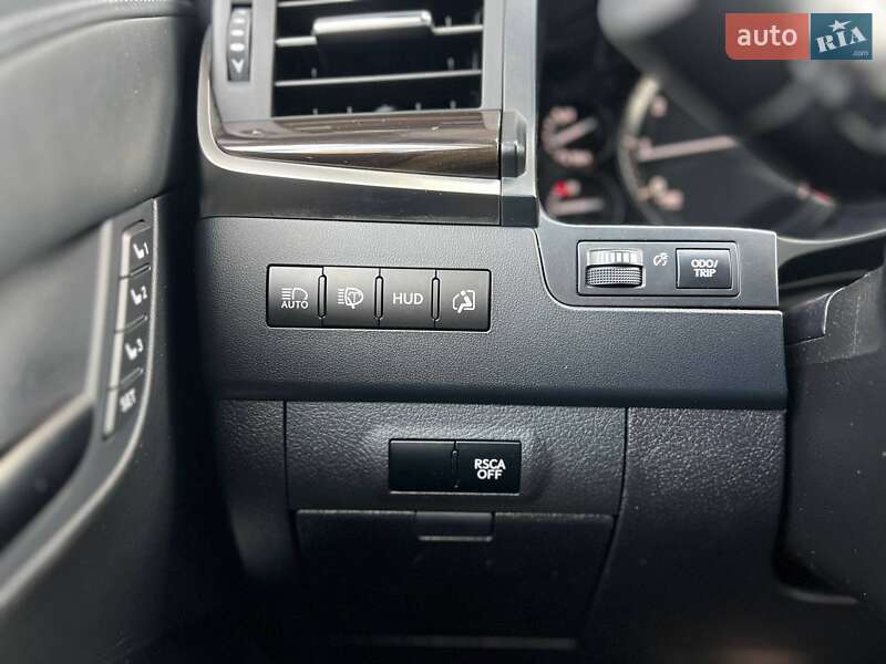 Позашляховик / Кросовер Lexus LX 2016 в Києві фото 17 Позашляховик / Кросовер Lexus LX 2016 в Києві