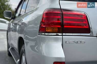 Внедорожник / Кроссовер Lexus LX 2010 в 