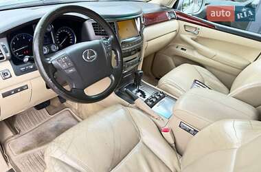 Внедорожник / Кроссовер Lexus LX 2010 в 