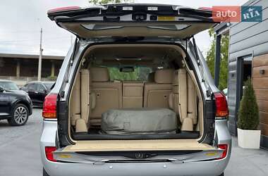 Внедорожник / Кроссовер Lexus LX 2010 в 