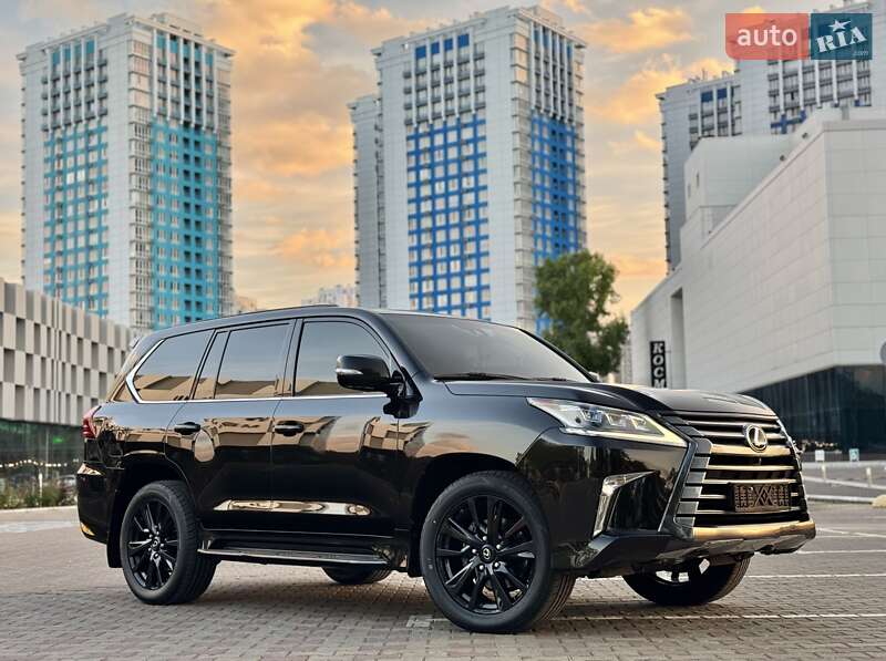 Внедорожник / Кроссовер Lexus LX 2017 в Одессе