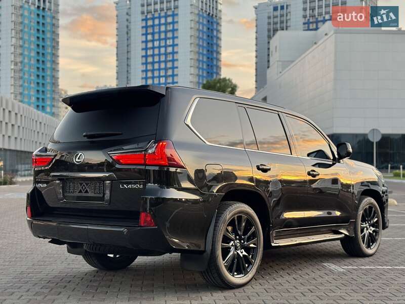 Внедорожник / Кроссовер Lexus LX 2017 в Одессе
