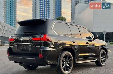 Внедорожник / Кроссовер Lexus LX 2017 в 