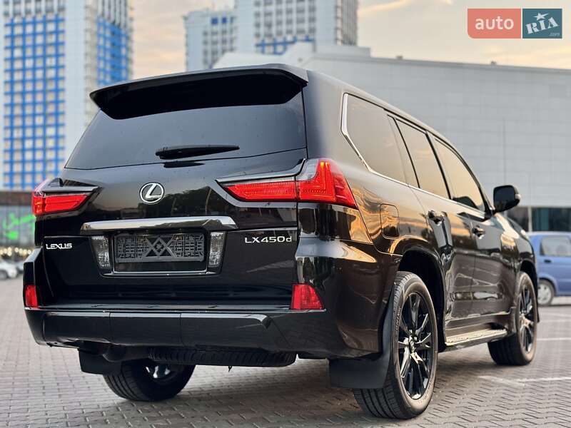 Внедорожник / Кроссовер Lexus LX 2017 в Одессе