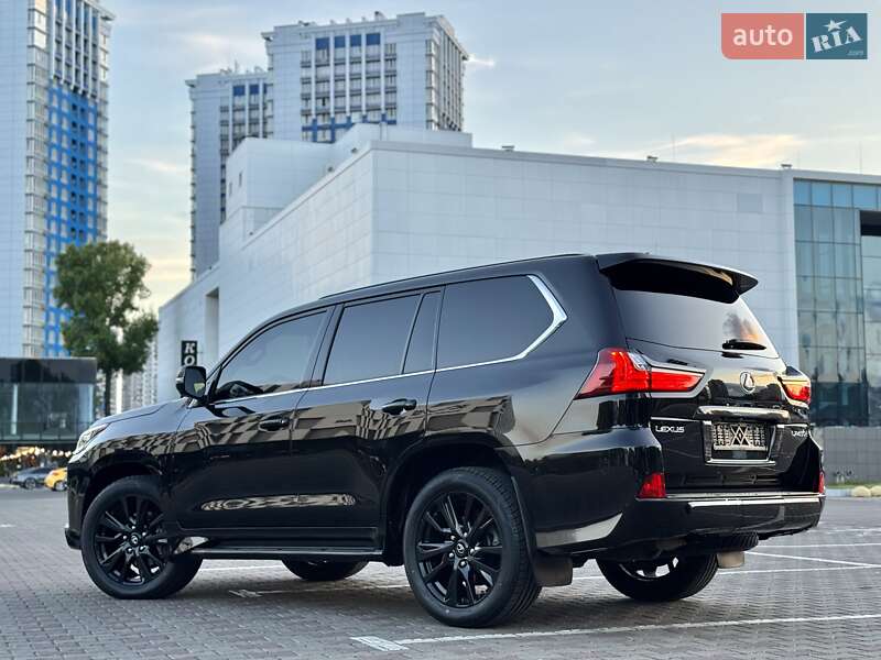 Внедорожник / Кроссовер Lexus LX 2017 в Одессе